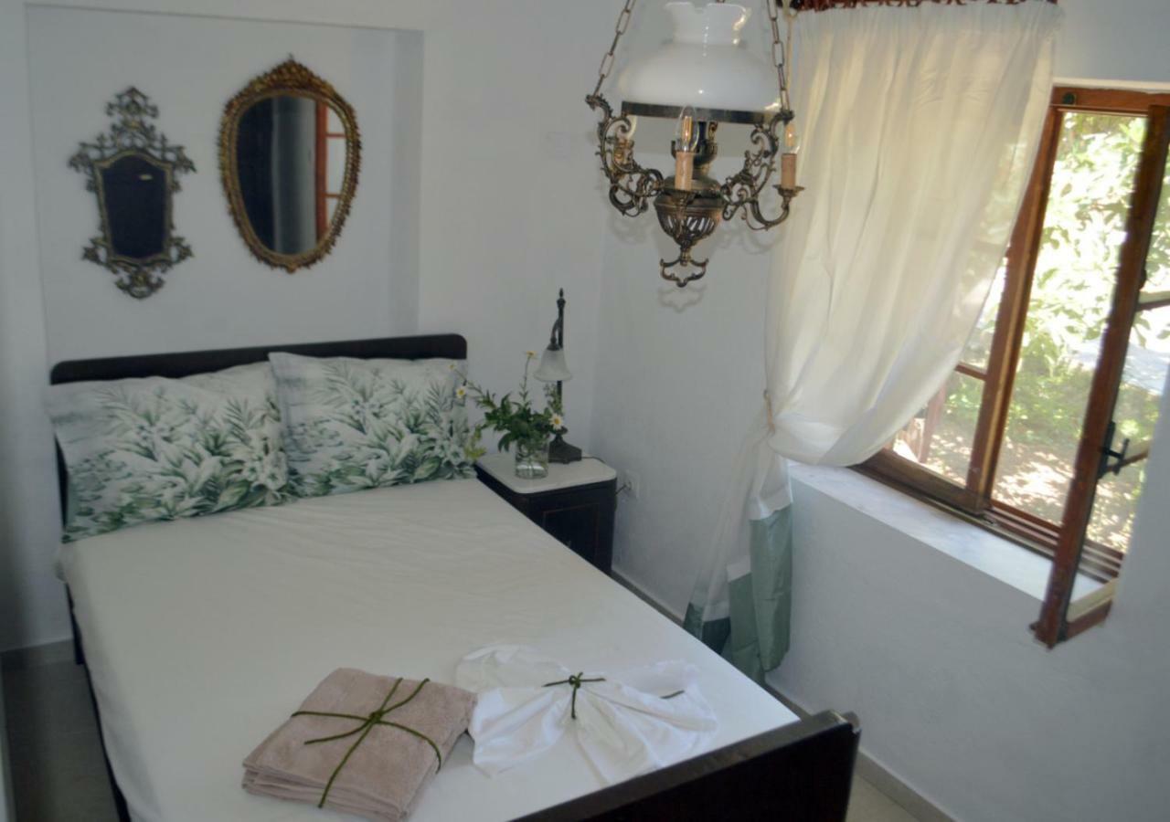 Santa Cruz Country Cottage Kallithea  Luaran gambar